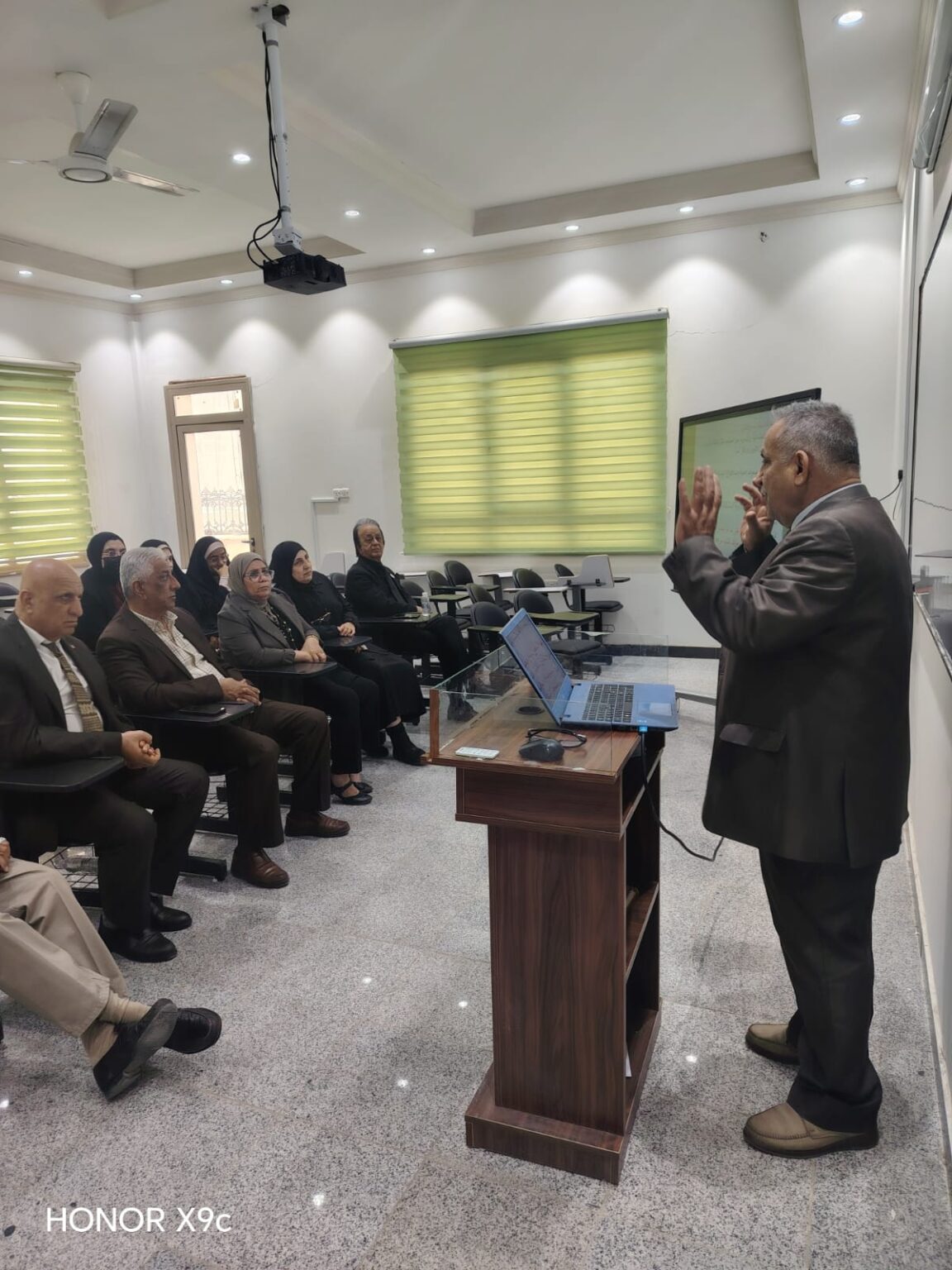 لحماية الشباب الجامعي.. كلية الوركاء الجامعة تقيم ندوة توعوية بعنوان "المخدرات والإدمان بين الآثار والمضاعفات وخطوات العلاج" 33574fa2 57c1 481b b398 4e775797fa1d